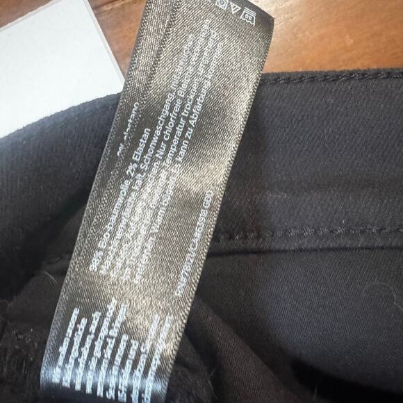 Eileen Fisher High-Waisted Slim Fit Black Jeans Tapered Leg Black Size S NWT - Picture 7 of 10